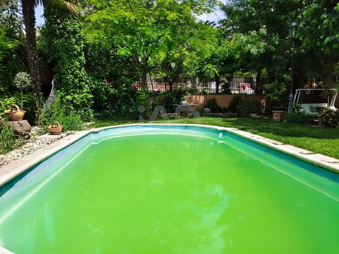 Piscina de Casa o chalet en venta en Baeza con Aire acondicionado, Calefacción y Terraza