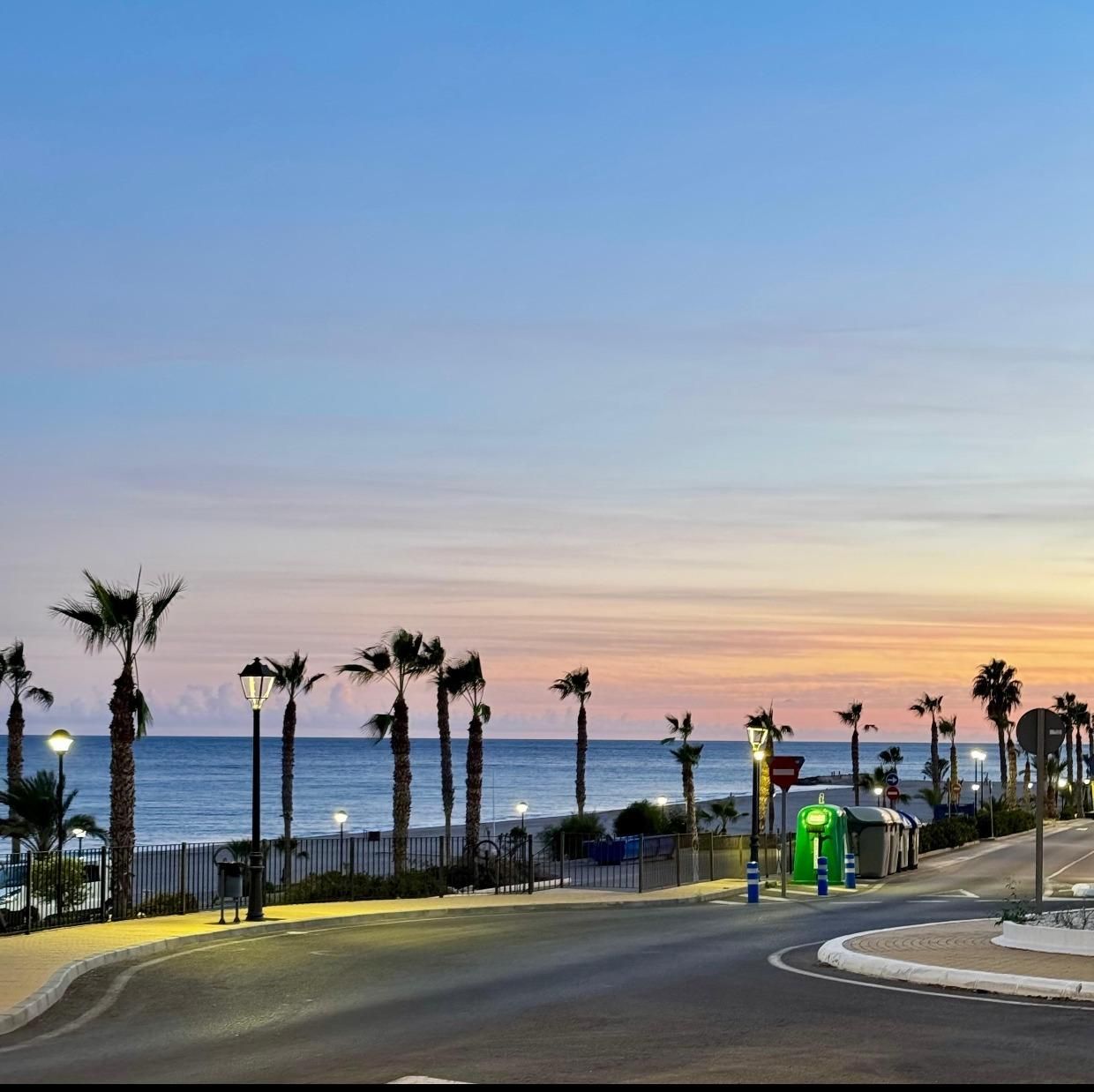 Vista exterior de Local de lloguer en Mojácar amb Aire condicionat i Terrassa