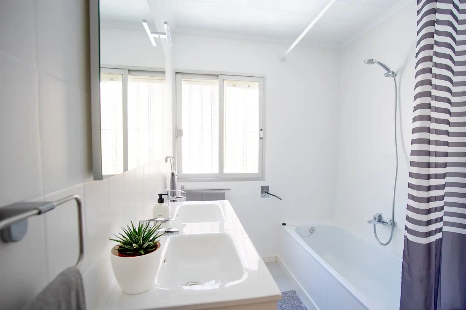 Baño de Casa o chalet en venta en Valencia con Aire acondicionado, Calefacción y Parquet