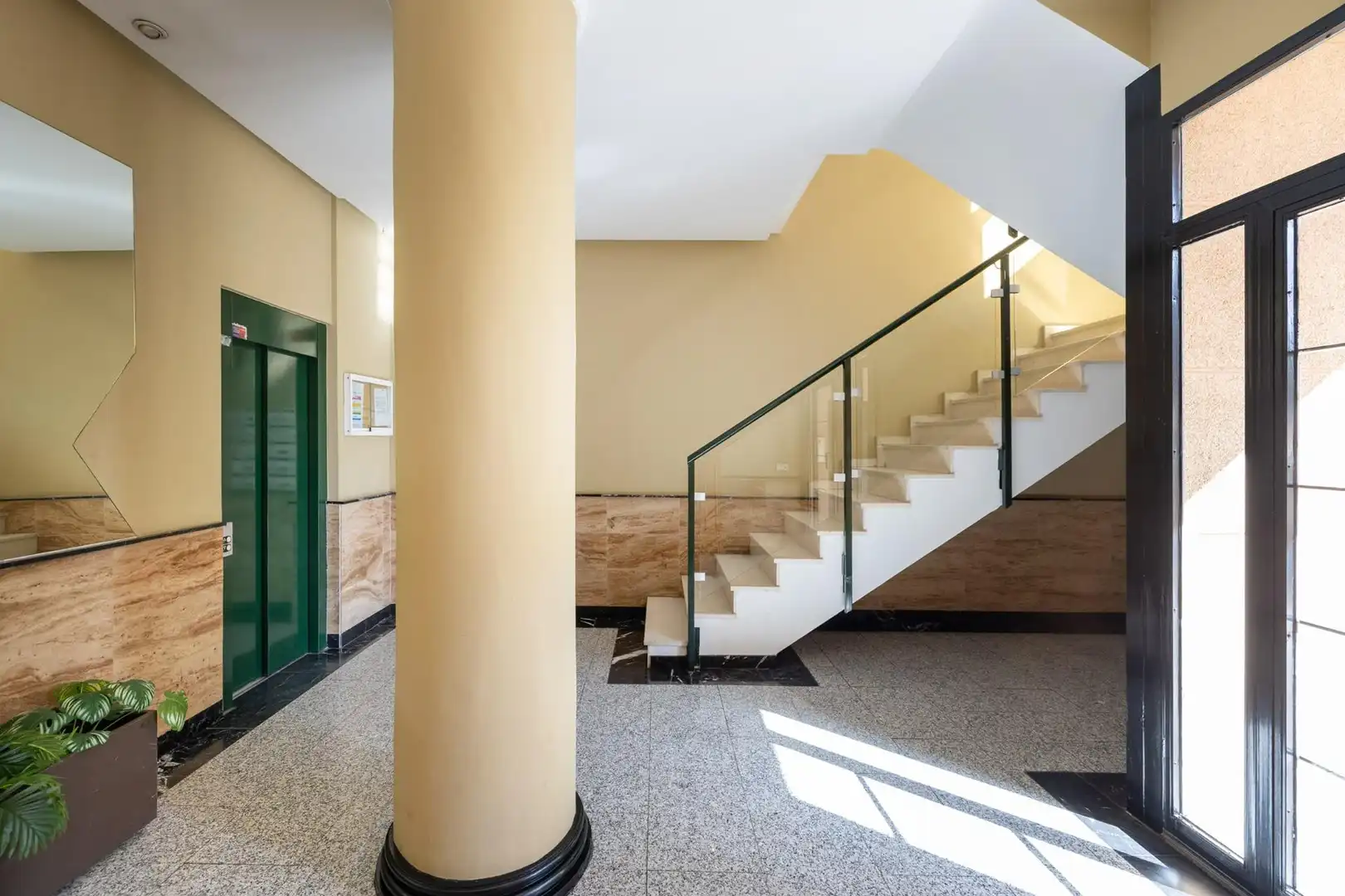 Attic for sale in Chana