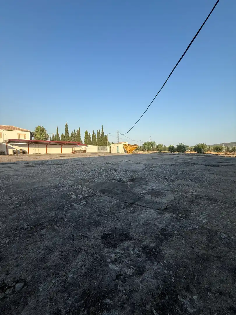 Parking of Industrial buildings for sale in Begíjar