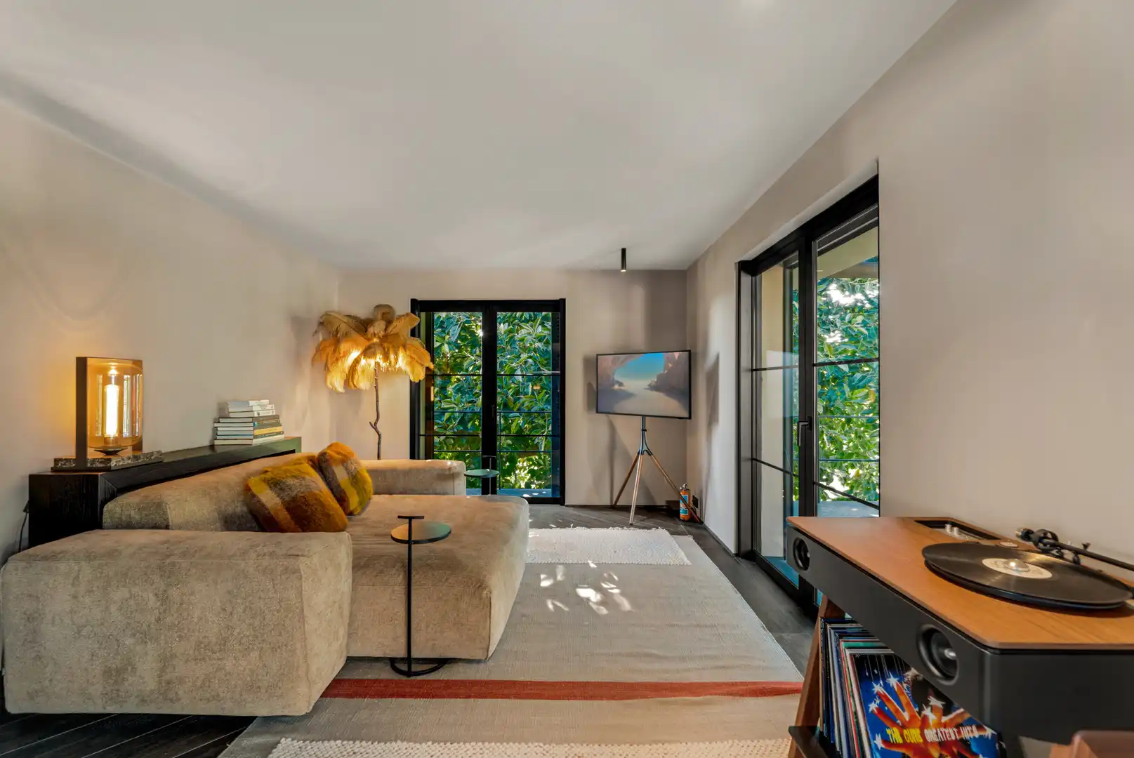 Living room of Houses for sale in Marbella  with Air Conditioner, Private garden and Terrace