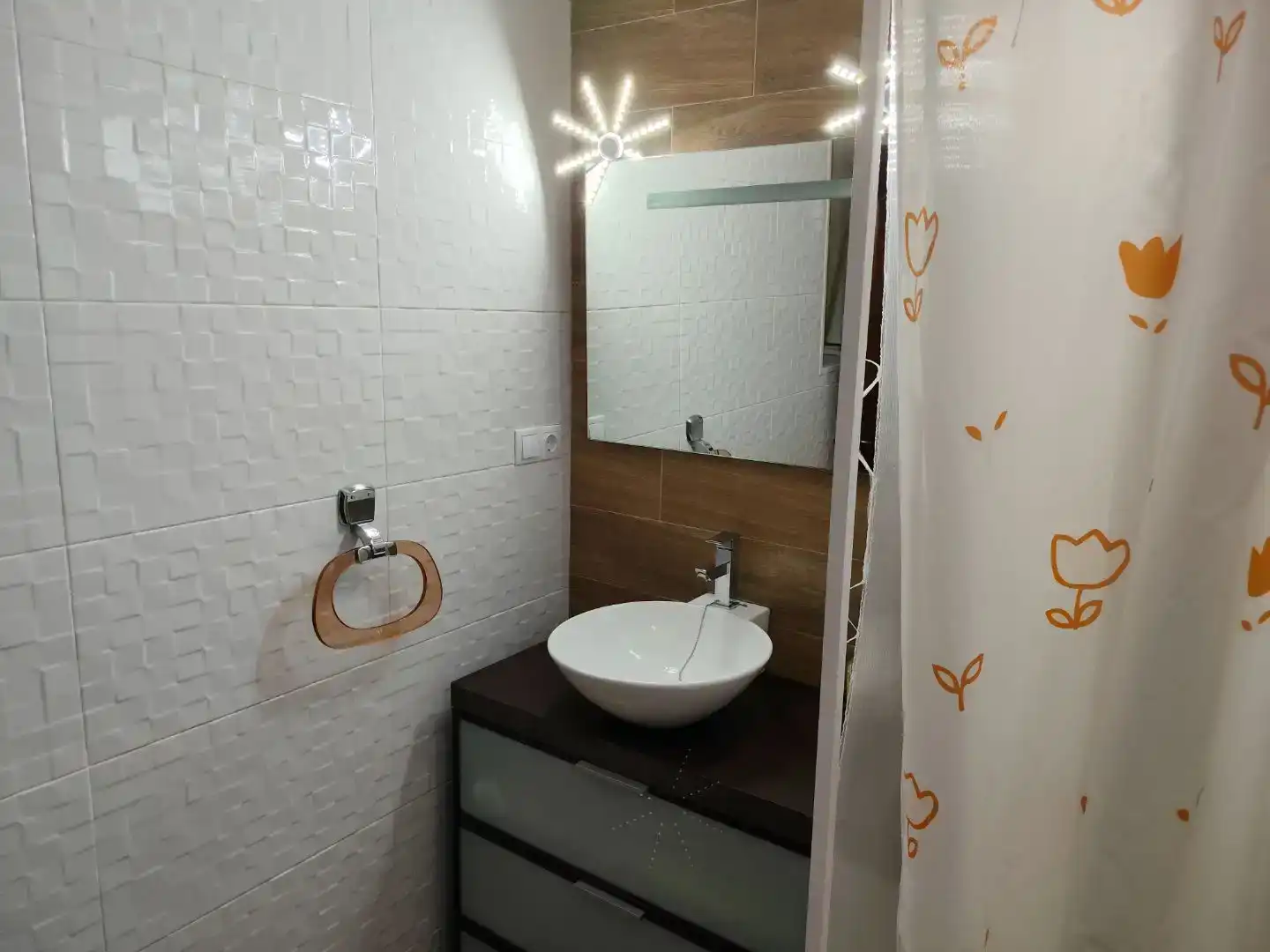 Bany de Planta baixa en venda en Zarza-Capilla amb Aire condicionat, Traster i Moblat