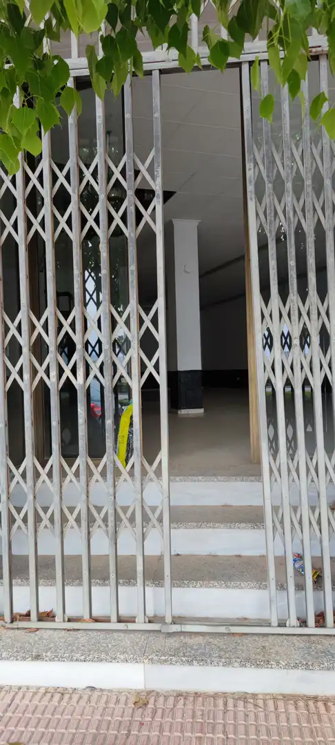 Local comercial de lloguer a Calle Desvío 29, imagen 5