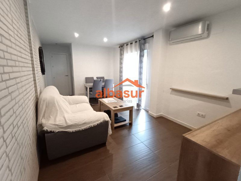 Sala d'estar de Pis en venda en  Córdoba Capital amb Aire condicionat, Calefacció i Moblat