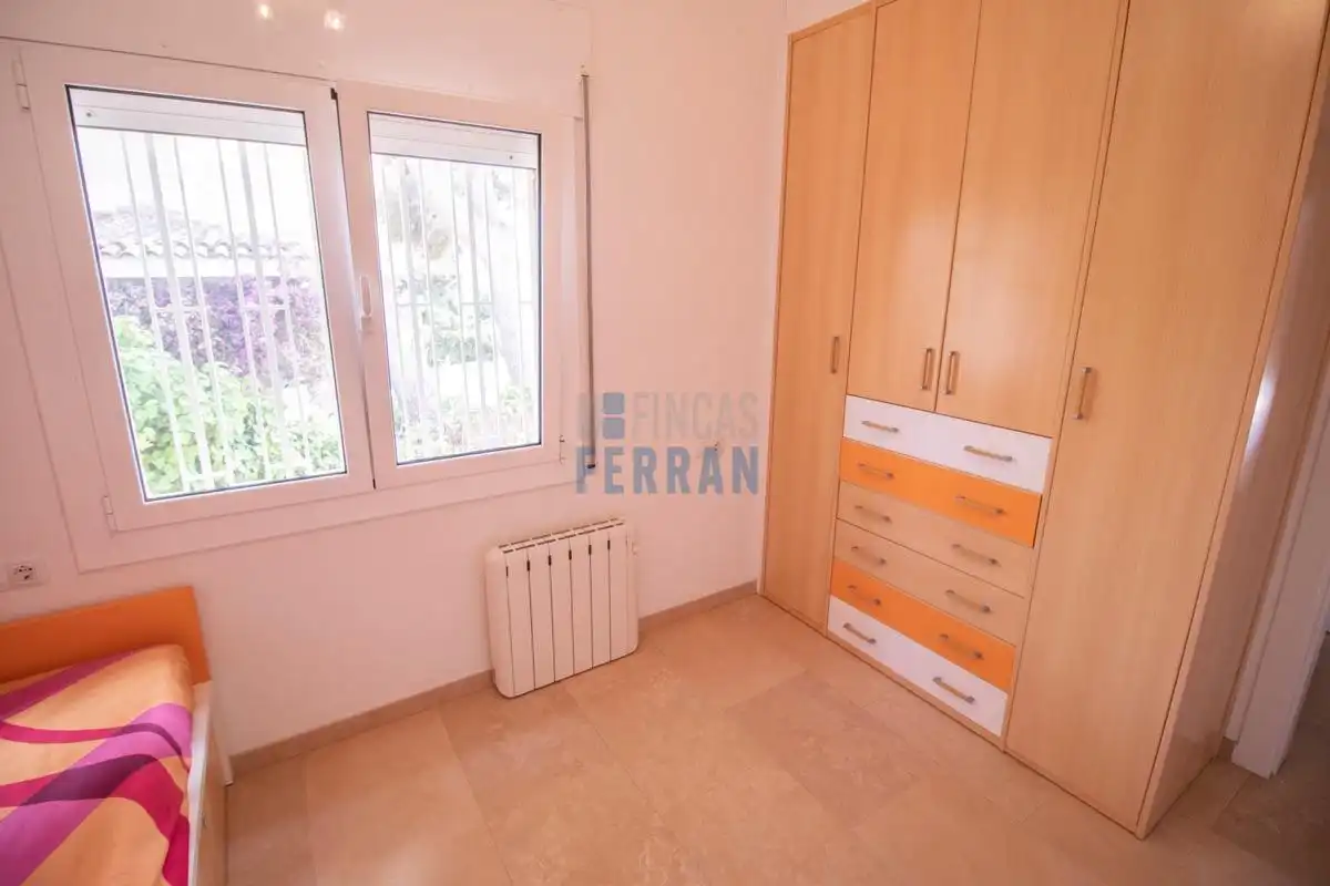 Bedroom of Houses for sale in El Vendrell  with Air Conditioner, Heating and Terrace