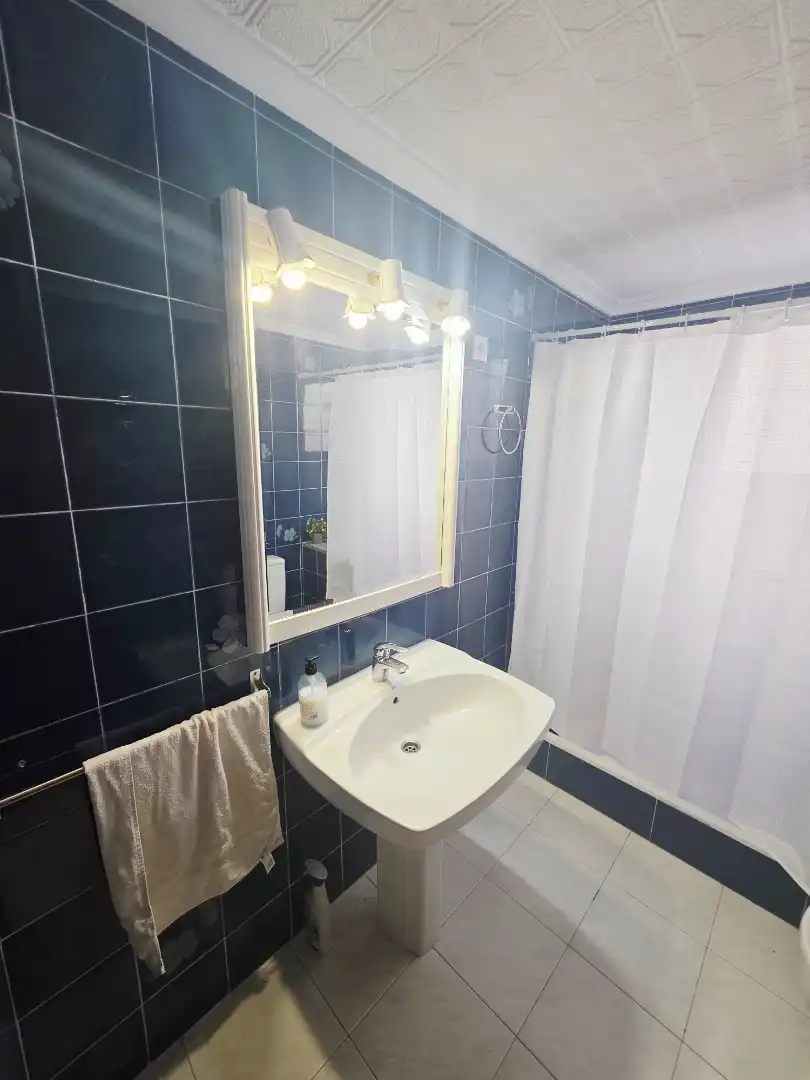 Bathroom of Flat for rent in Vila-real  with Storage room, Furnished and Oven