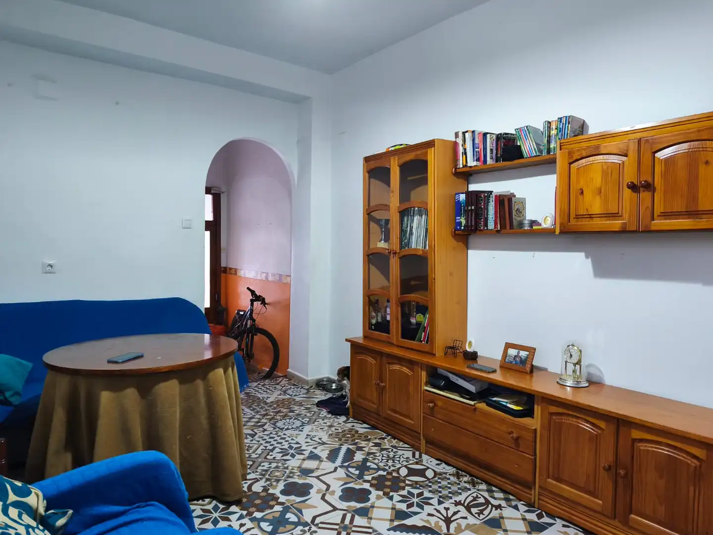 Sala d'estar de Casa o xalet en venda en Cazalla de la Sierra amb Moblat