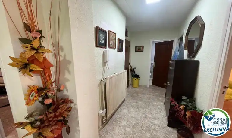 Flat for sale in Roses  with Heating, Terrace and Furnished