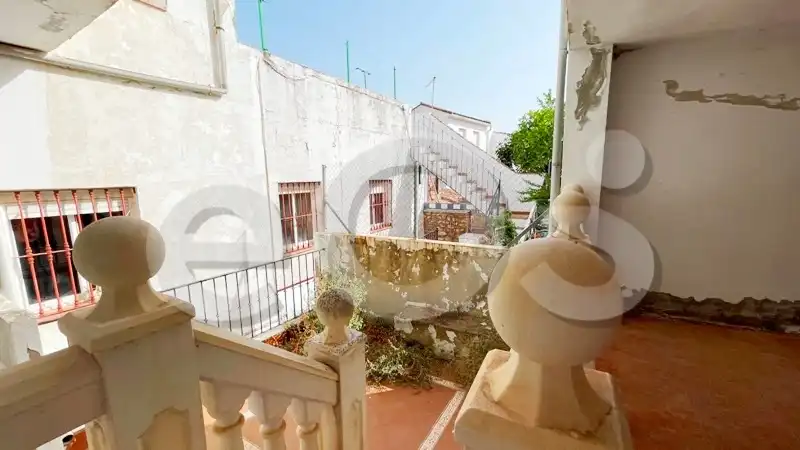 Terrasse von Einfamilien-Reihenhaus zum Verkauf in Cortes de la Frontera