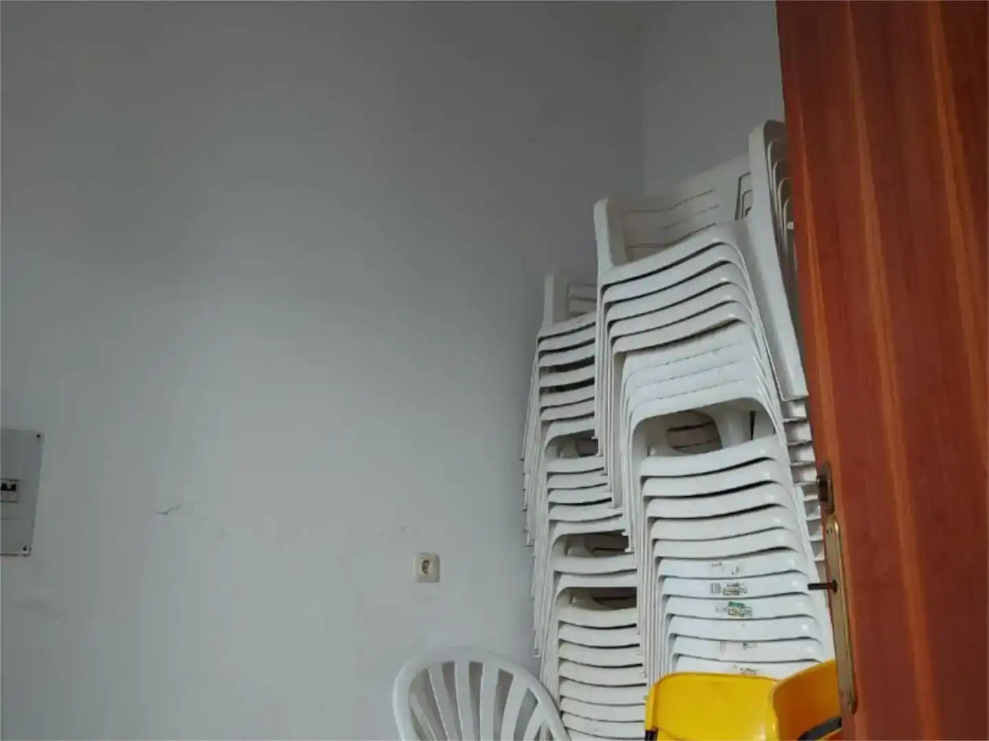 Terraza de Nave industrial en venta en Higuera de la Sierra