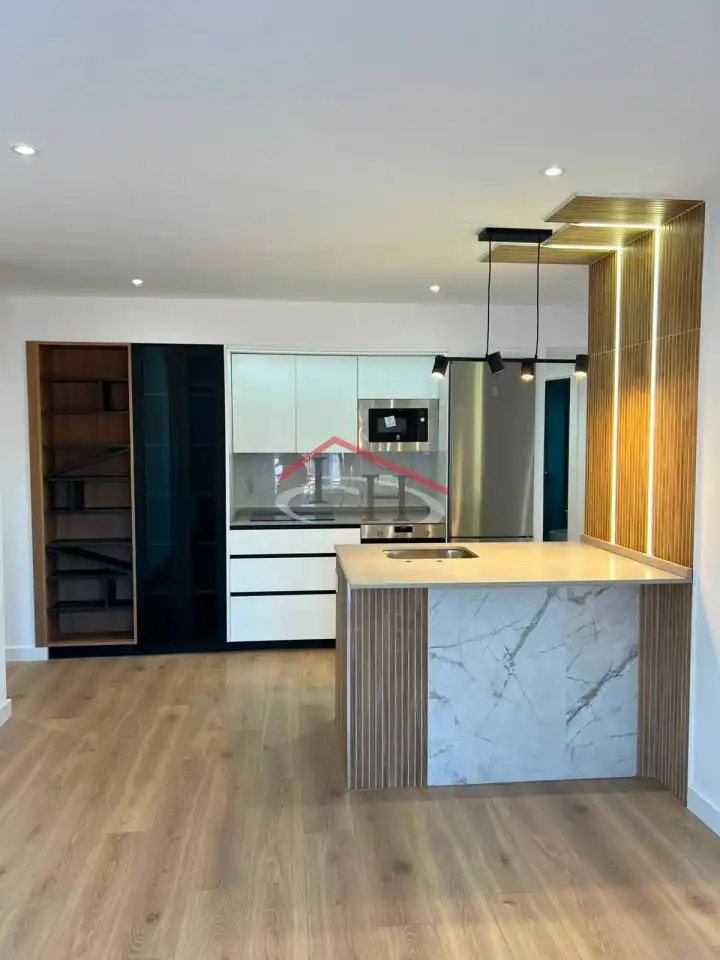 Cocina de Apartamento en venta en León Capital  con Calefacción y Parquet