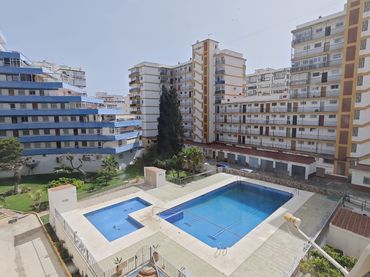 Appartement avec piscine à vendre à Calle Infantes 58