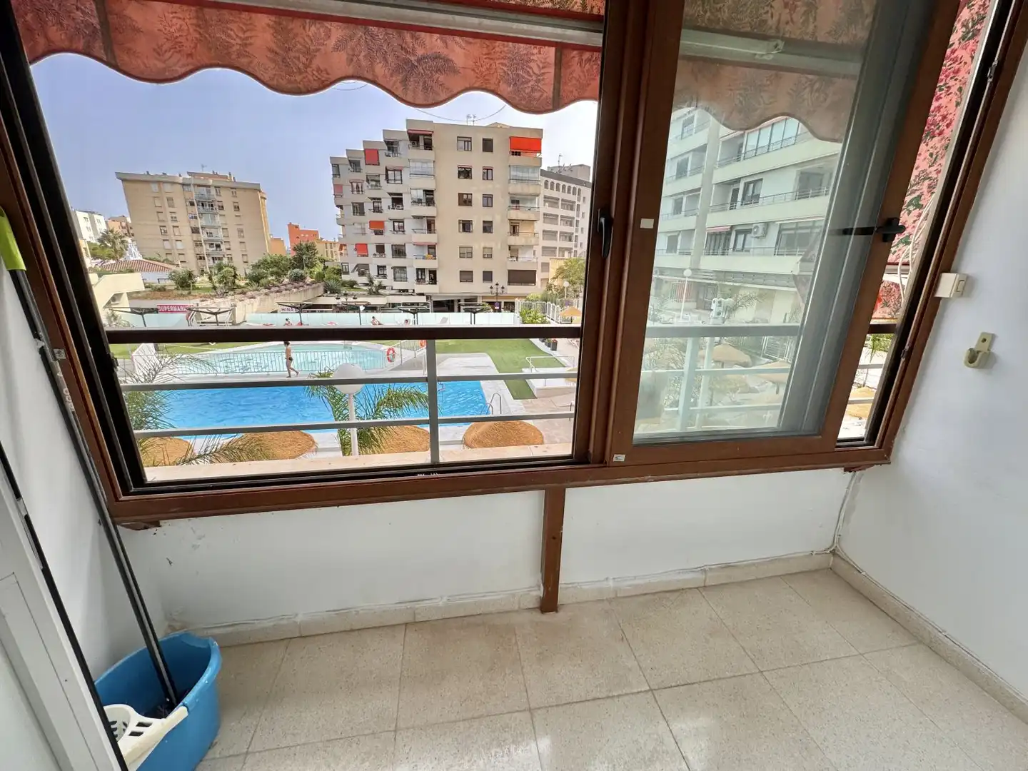 Habitación de Apartamento en venta en Torremolinos con Aire acondicionado, Calefacción y Trastero