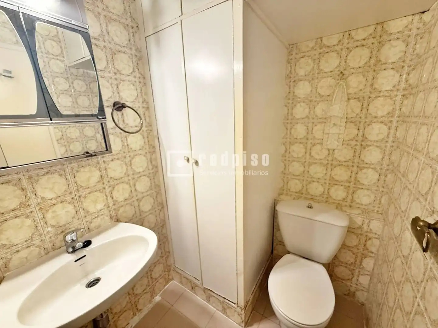 Baño de Piso en venta en Guadalajara con Calefacción y Terraza