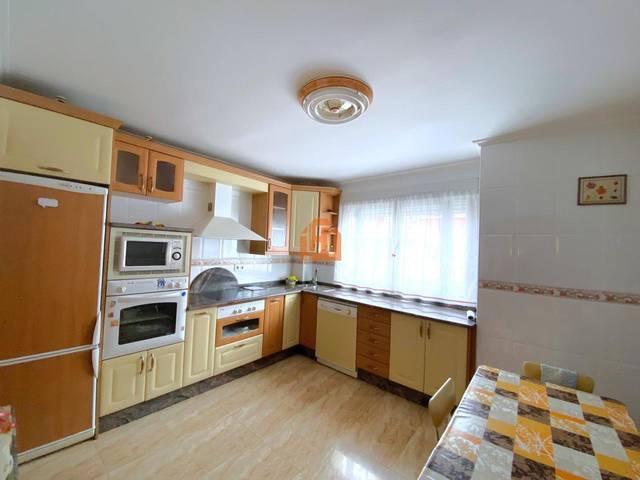 Casa adosada en Venta en El Molino en La Robla