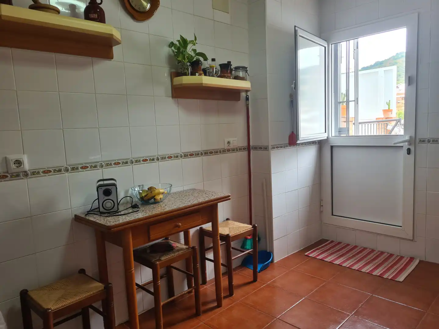 Cocina de Casa adosada en venta en Higuera de la Sierra con Aire acondicionado, Terraza y Trastero