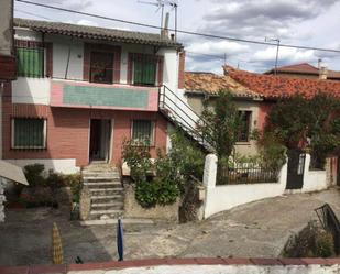 Außenansicht von Wohnung zum verkauf in Valle de Tobalina mit Abstellraum