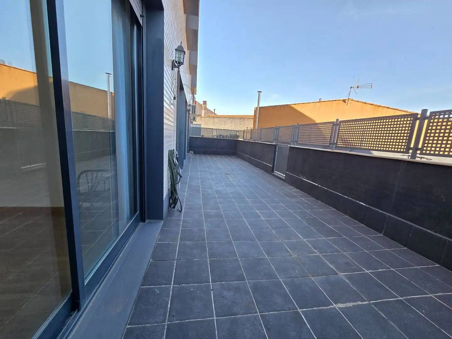 Terraza de Piso en venta en Mondéjar con Calefacción