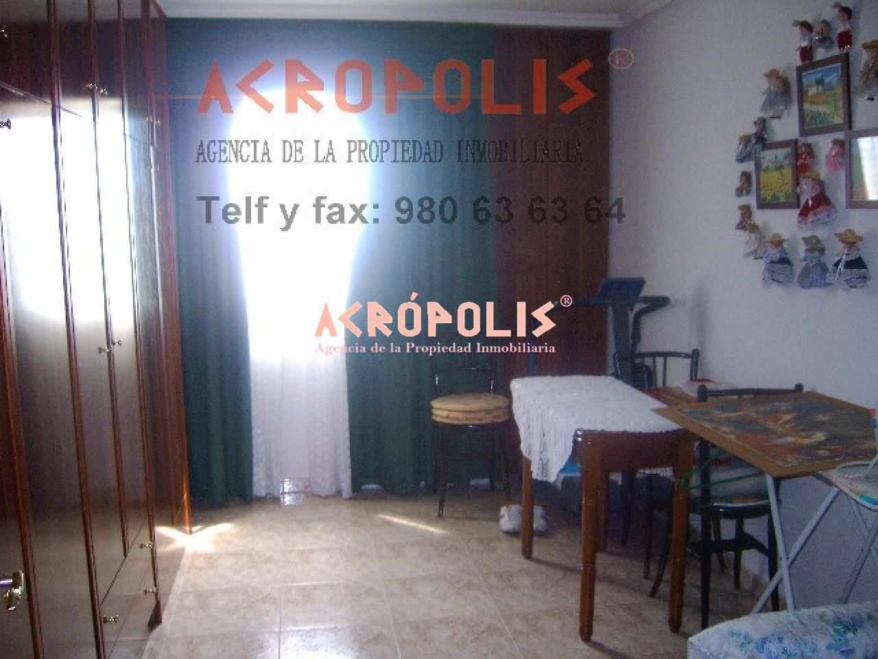 Bedroom of Flat for sale in Benavente  with Heating