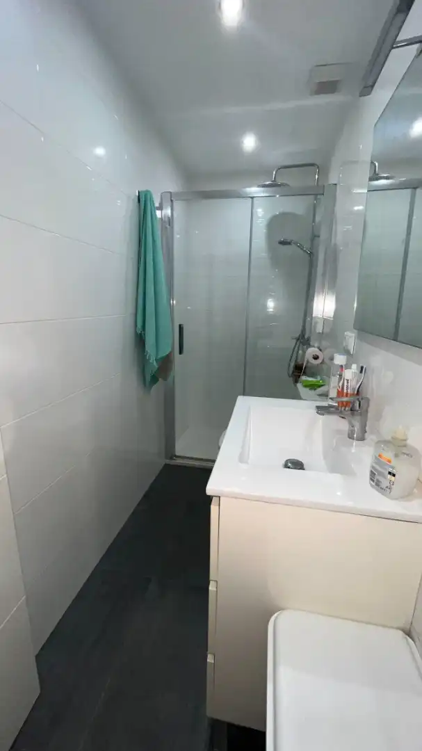 Bathroom of Ground floor for sale in Rincón de la Victoria  with Air Conditioner, Heating and Terrace