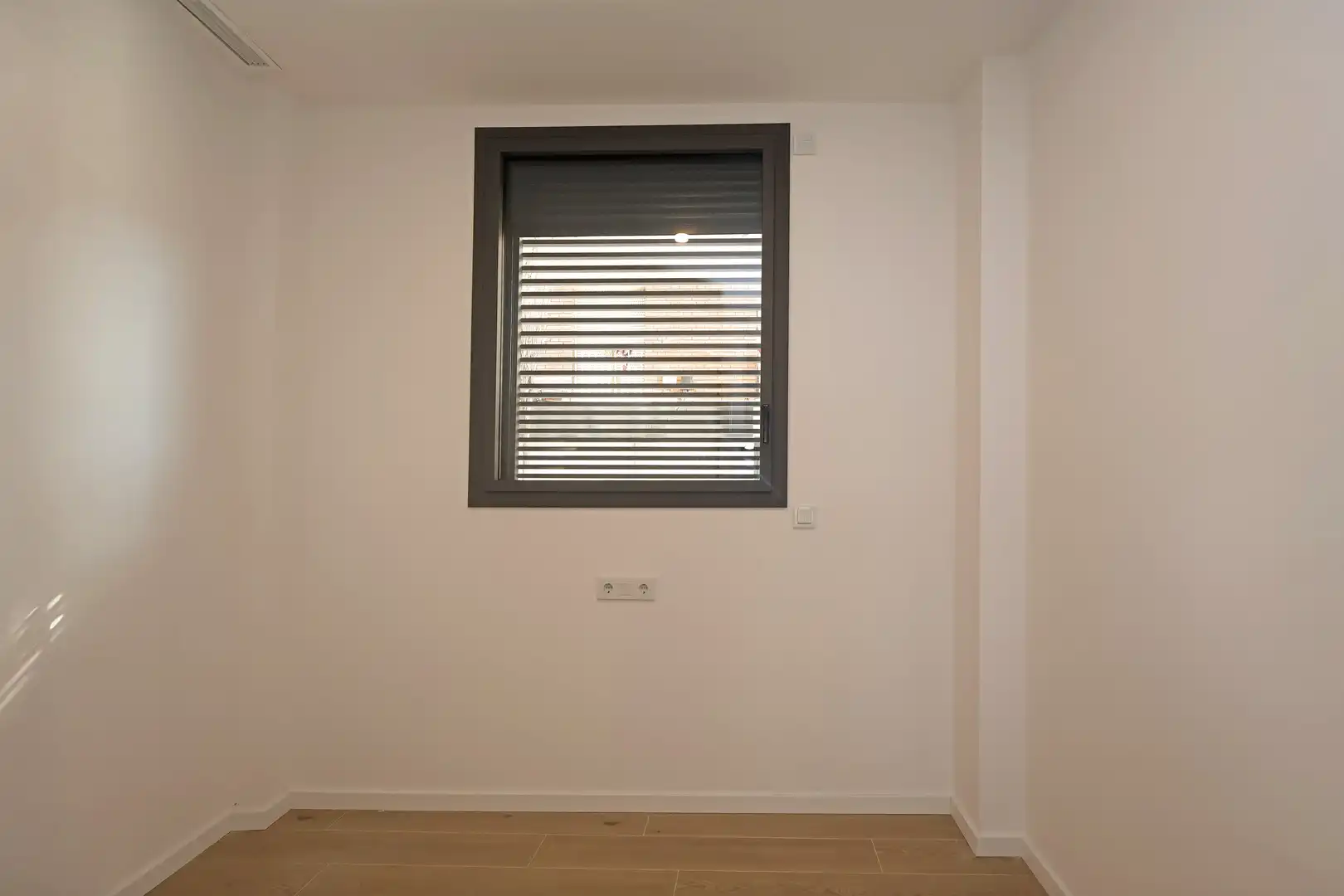 Schlafzimmer von Erdgeschoss zum Verkauf in L'Hospitalet de Llobregat mit Terrasse und Abstellraum