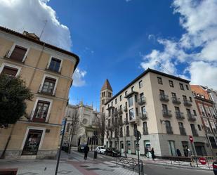 Vista exterior de Pis de lloguer en Valladolid Capital amb Calefacció i Moblat