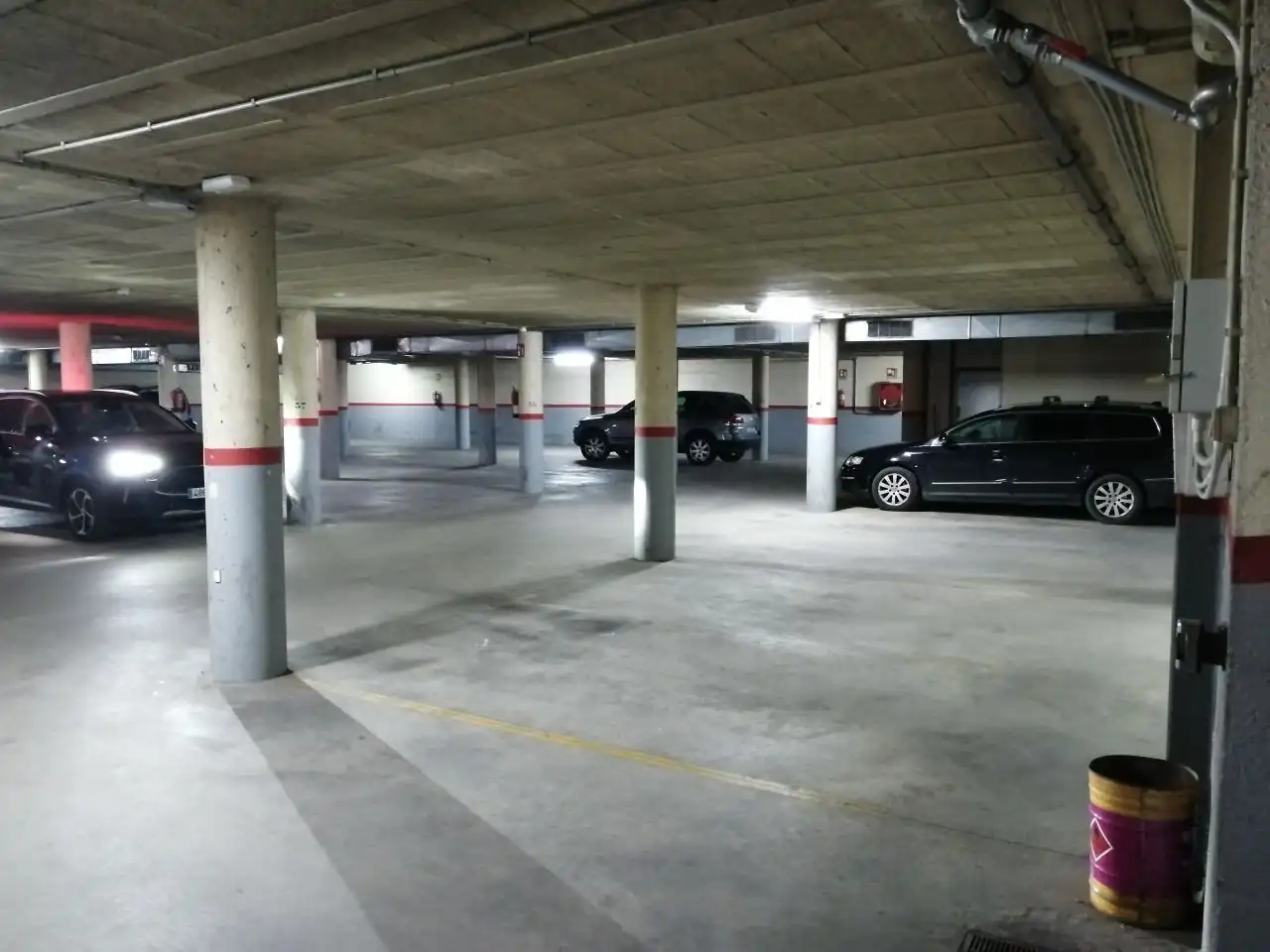Einzelparkplatz zur Miete in Carrer de Joan XXIII 8