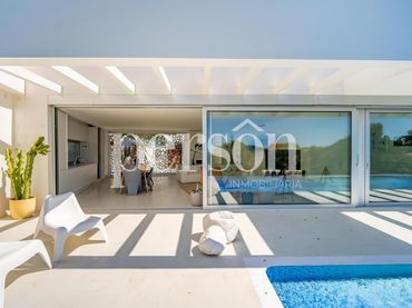 Chalet con piscina en venta en Montañar - El Arenal