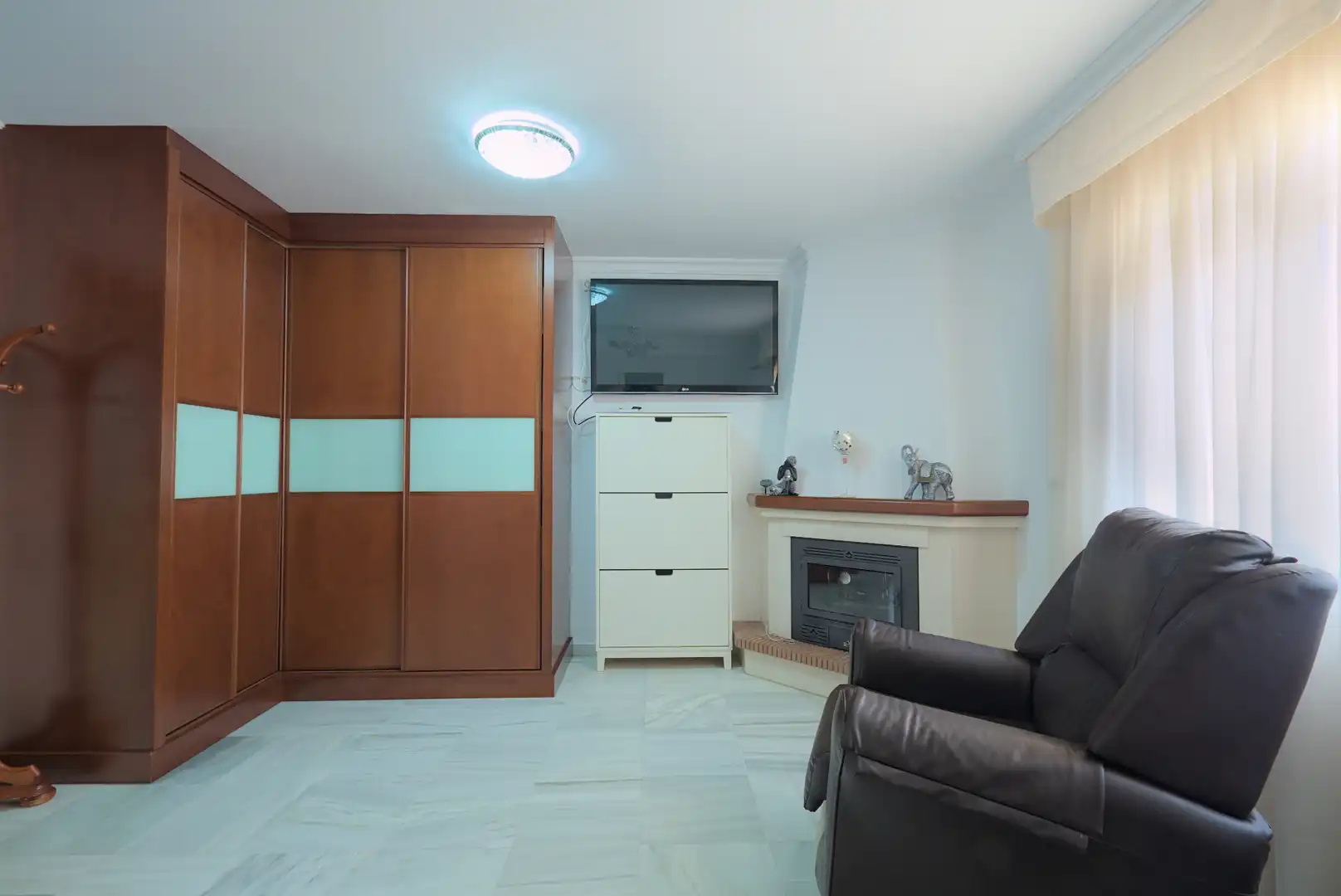 Bedroom of Houses for sale in Vélez-Málaga  with Air Conditioner, Swimming Pool and Furnished