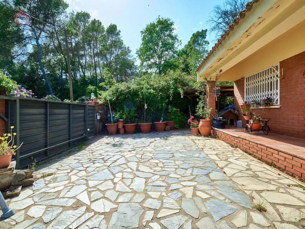 Terrassa de Casa o xalet en venda en Corbera de Llobregat amb Aire condicionat, Calefacció i Jardí privat