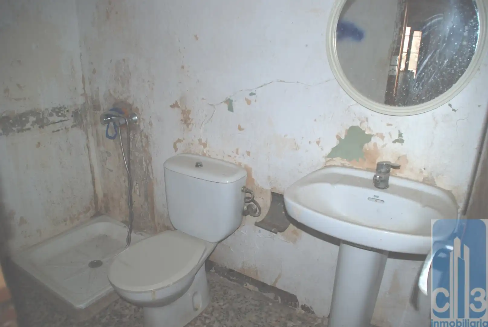 Badezimmer von Country house zum Verkauf in Belver de Cinca mit Abstellraum
