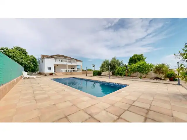 Xalet amb piscina en venda a Urbanizacion Les Mallaes, imagen 2