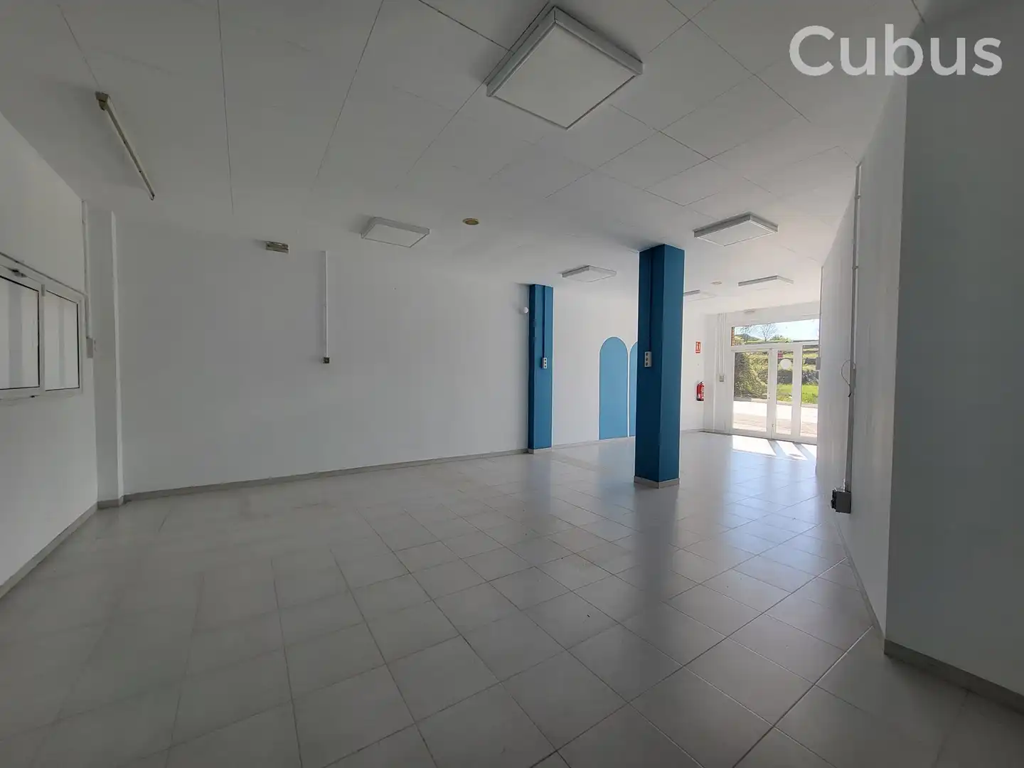 Business premises for sale in Olot, imagen 3