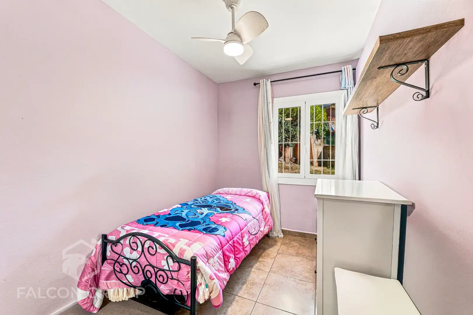 Casa amb terrassa en venda a Carrer Dublín, imagen 7
