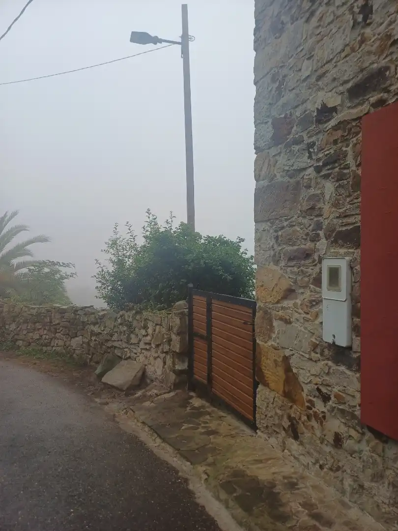 Vista exterior de Casa o xalet en venda en Oviedo 