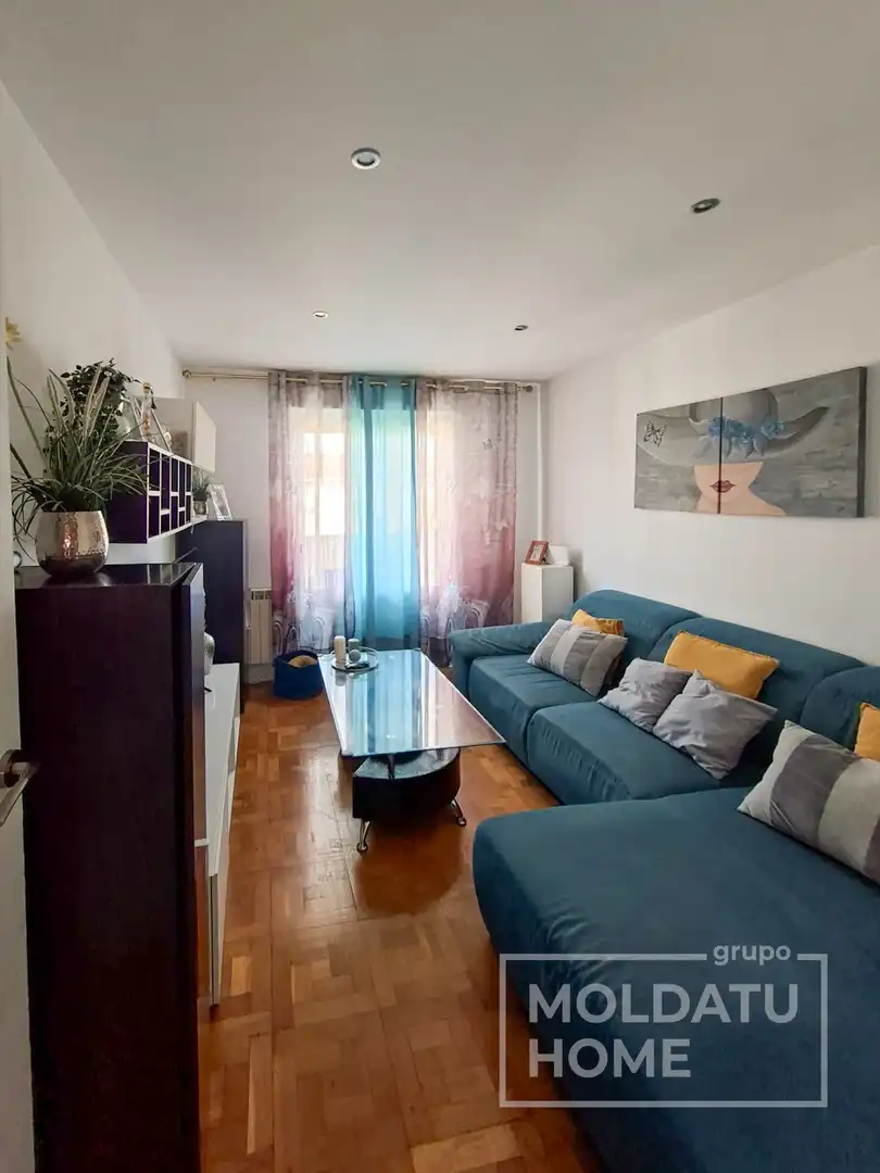 Sala d'estar de Pis en venda en  Pamplona / Iruña amb Calefacció i Terrassa