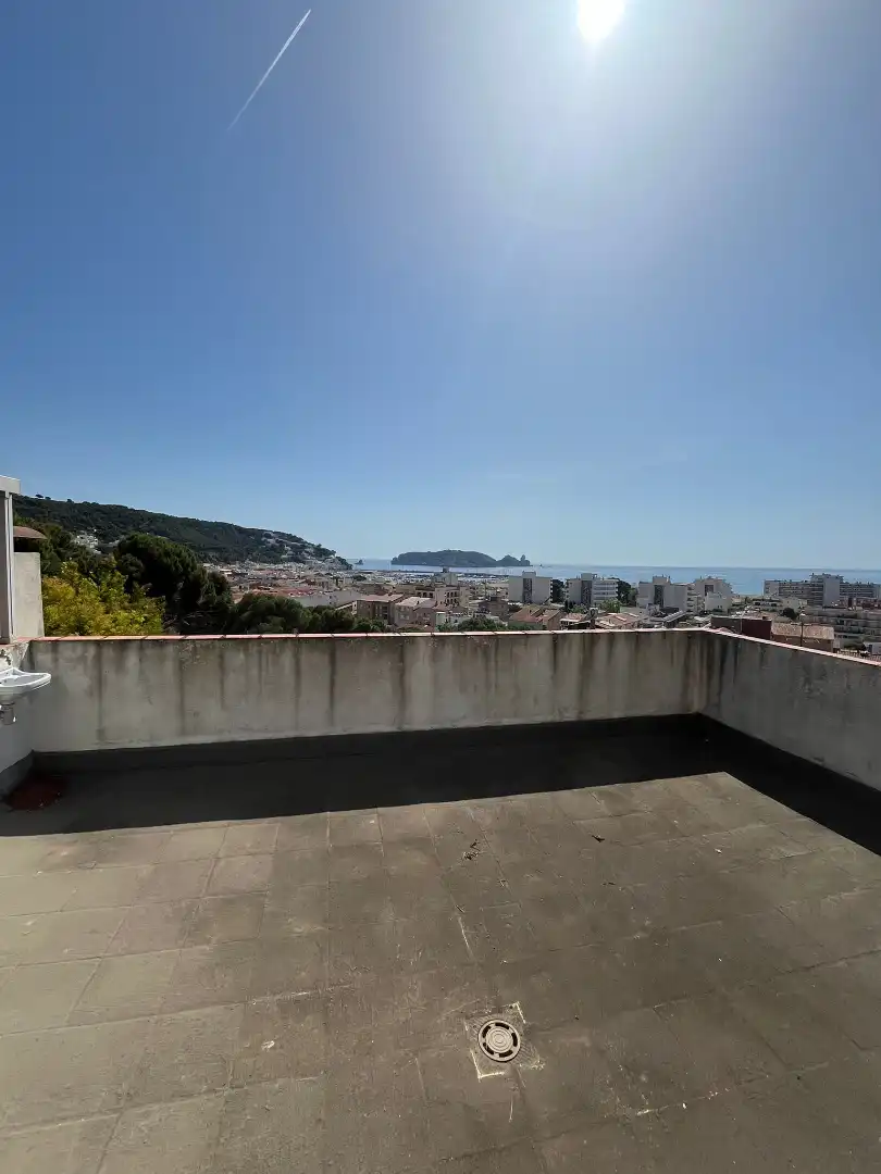 Vista exterior de Casa o chalet en venta en L'Estartit con Aire acondicionado, Jardín privado y Trastero