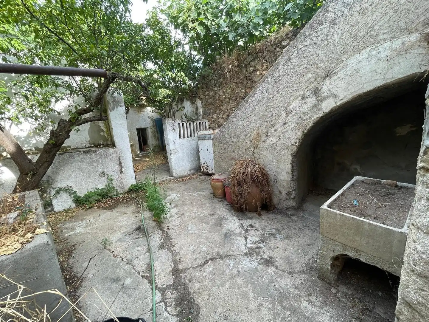 House for sale in Torre de Santa María, imagen 3