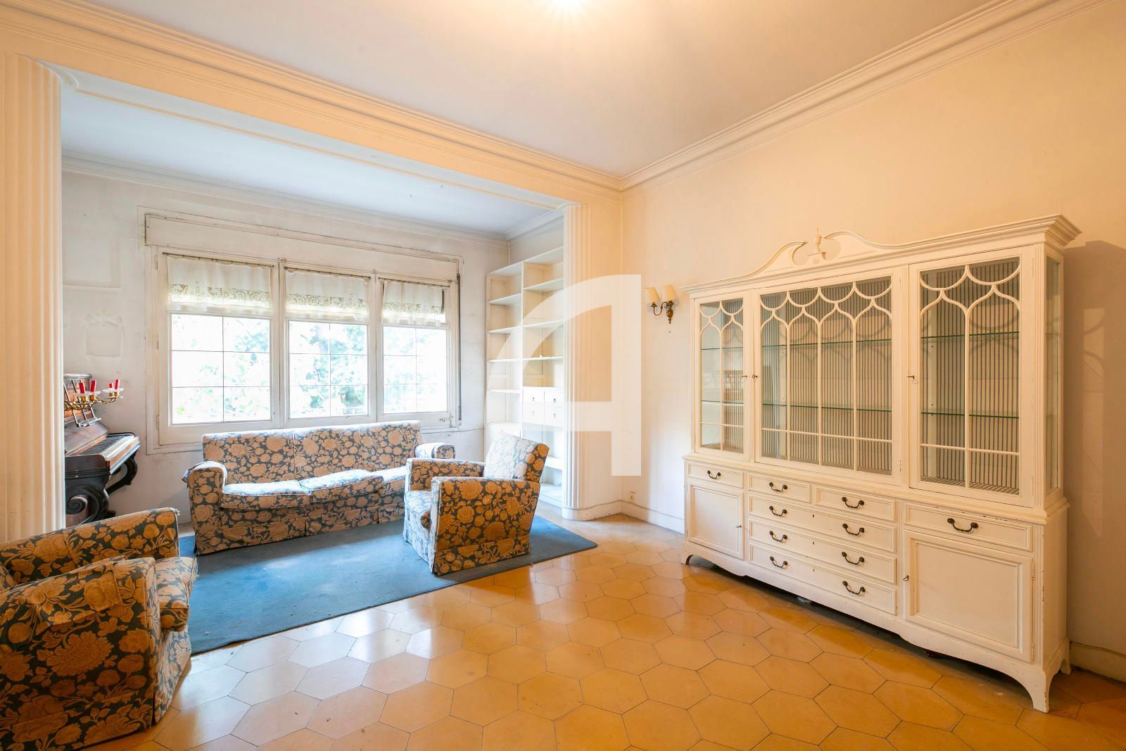 Living room of Flat for sale in  Barcelona Capital  with Heating, Terrace and Balcony
