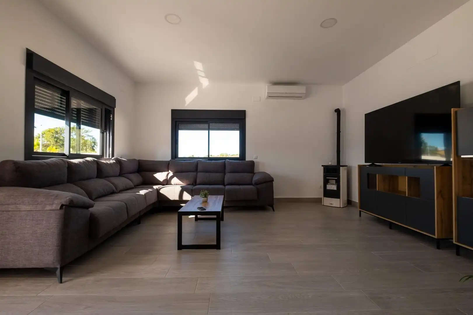 Living room of Houses for sale in Ayamonte  with Air Conditioner, Private garden and Storage room