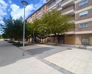 Local de lloguer a Avenida CORELLA, Chantrea,  Pamplona / Iruña