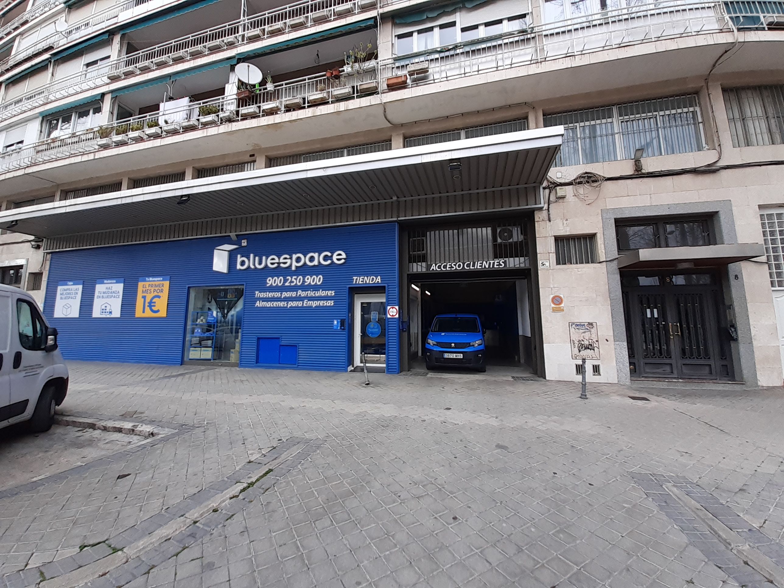 Local de alquiler en  Madrid Capital con Aire acondicionado y Alarma