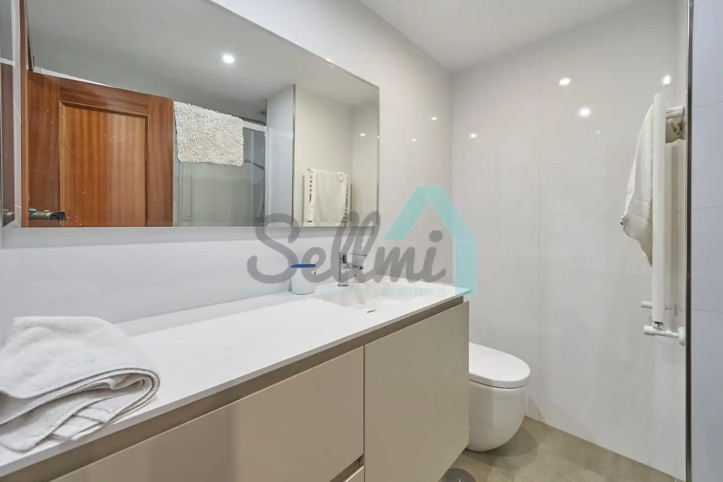 Flat for rent in Marqués de Urquijo, La Arena