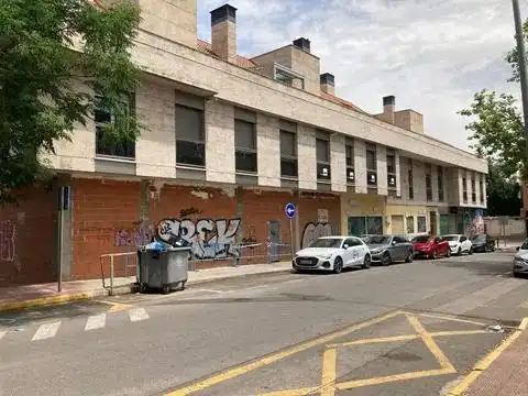 Vista exterior de Dúplex en venta en Ciudad Real con Aire acondicionado, Calefacción y Terraza
