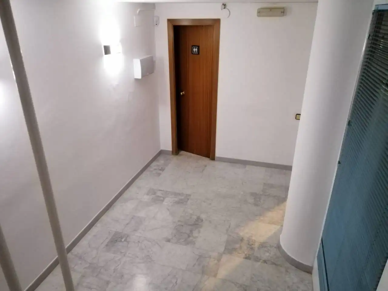 Local comercial en venda a Ronda Collsalarca, imagen 17