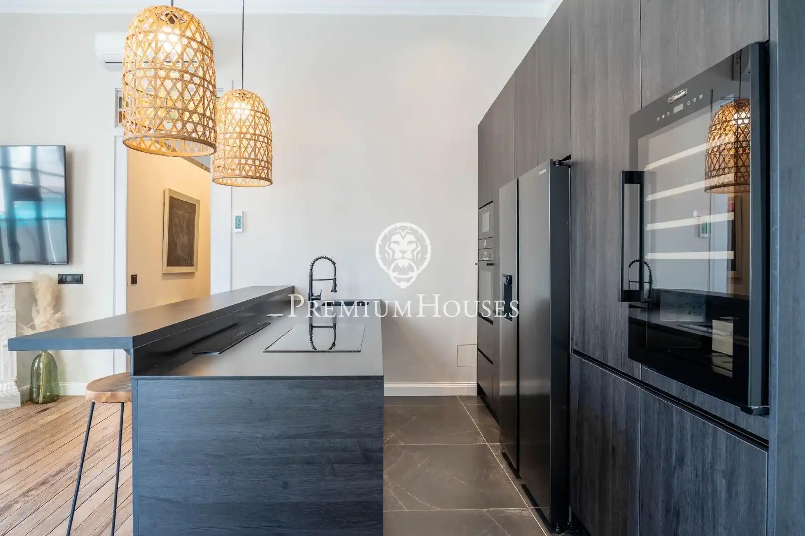 Kitchen of Flat for sale in Vilanova i la Geltrú  with Air Conditioner, Heating and Terrace