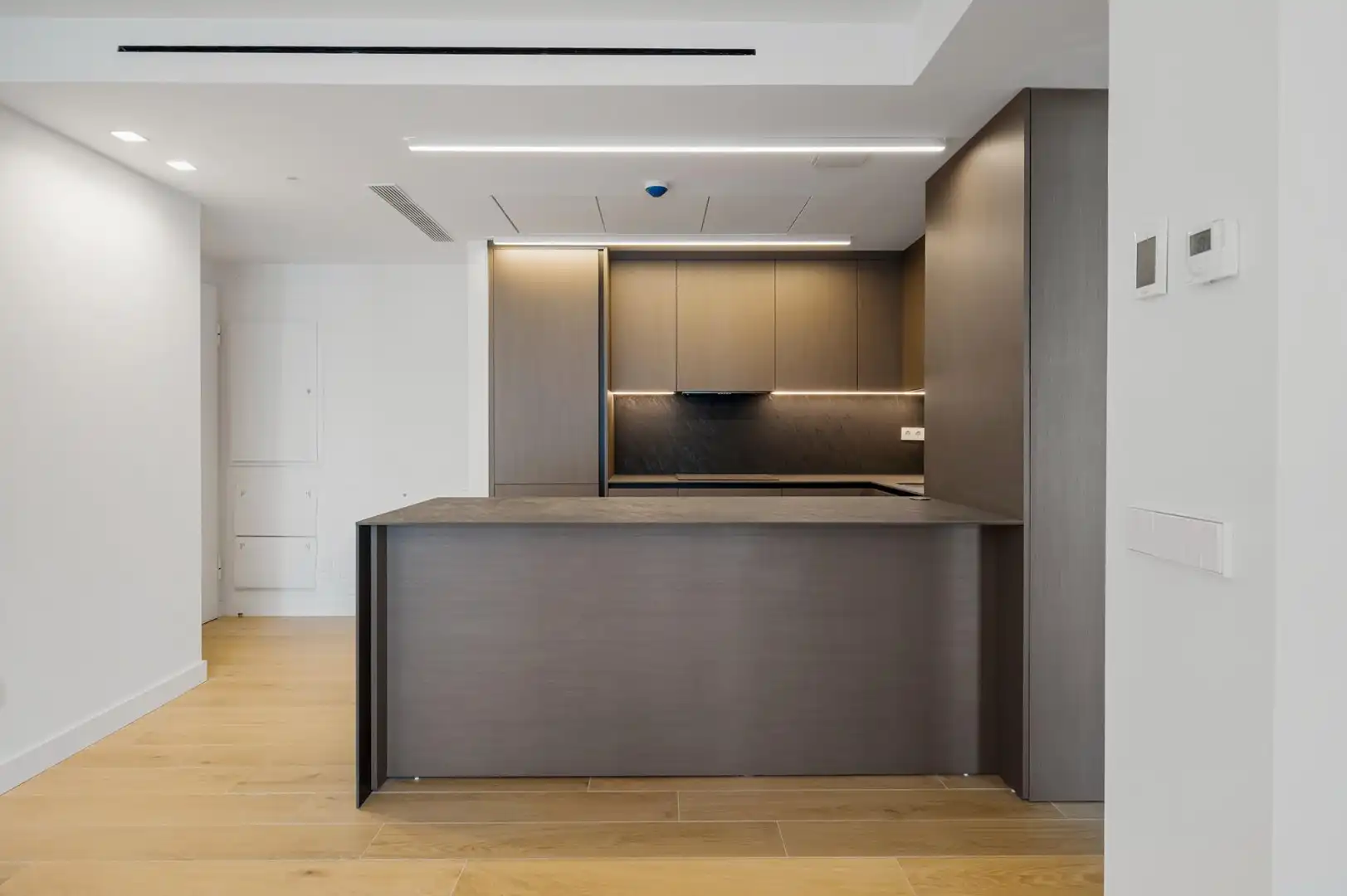 Apartamento con piscina en venta en Puerto Deportivo, imagen 6
