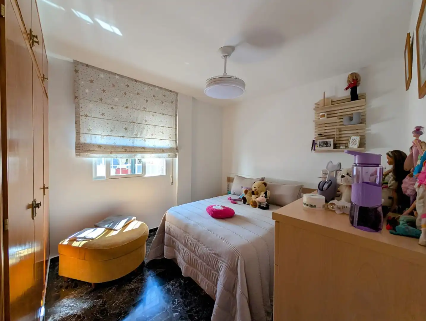 Dormitori de Casa o xalet en venda en Loja amb Terrassa i Piscina