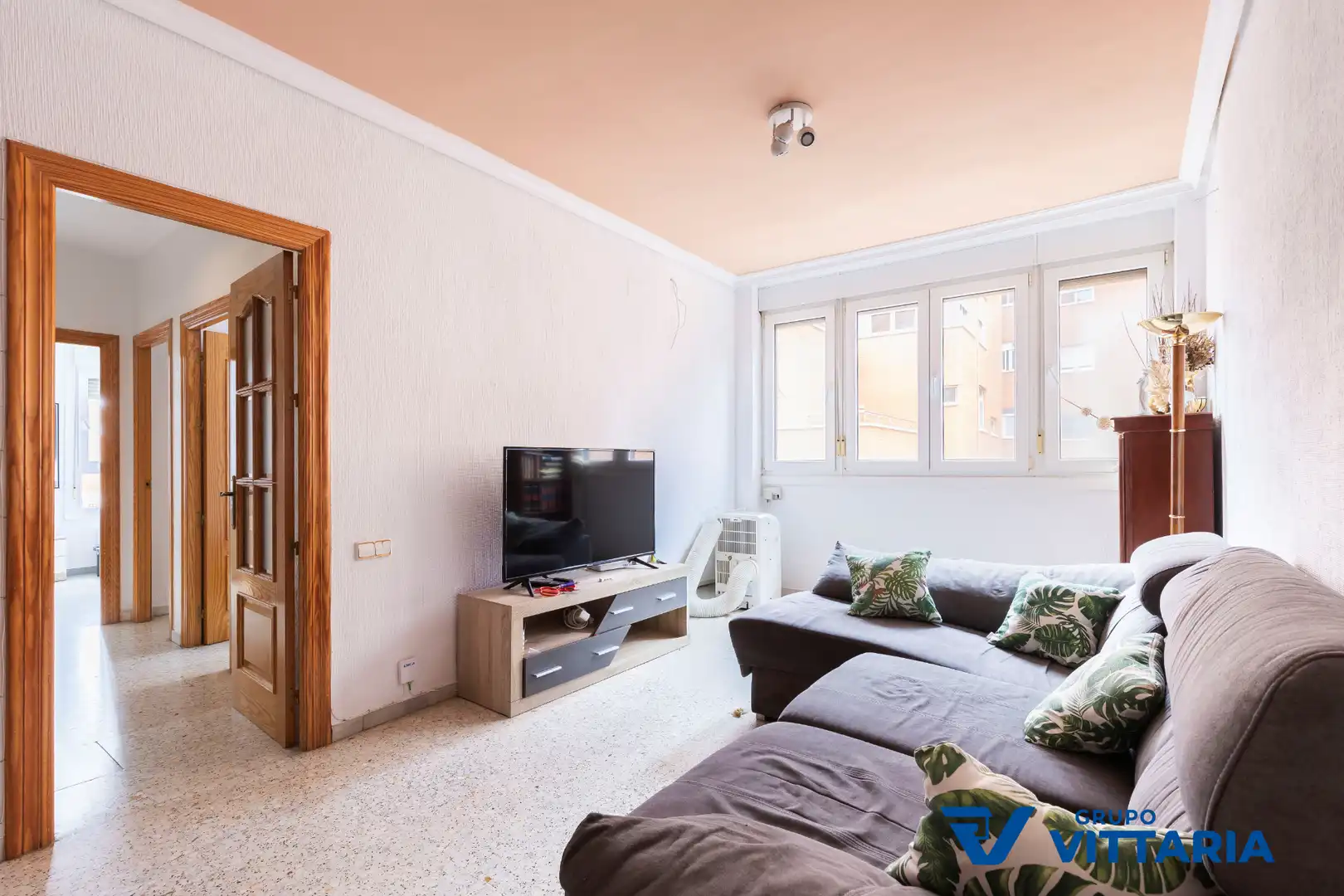 Sala de estar de Piso en venta en Almería con Amueblado